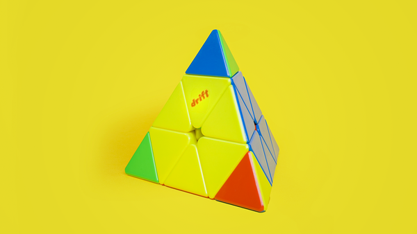 how to solve a pyraminx